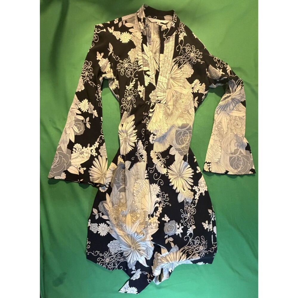 🌺✨ Trina Turk Silk Blend Kimono Dress Floral Y2K Size 4 👗💖